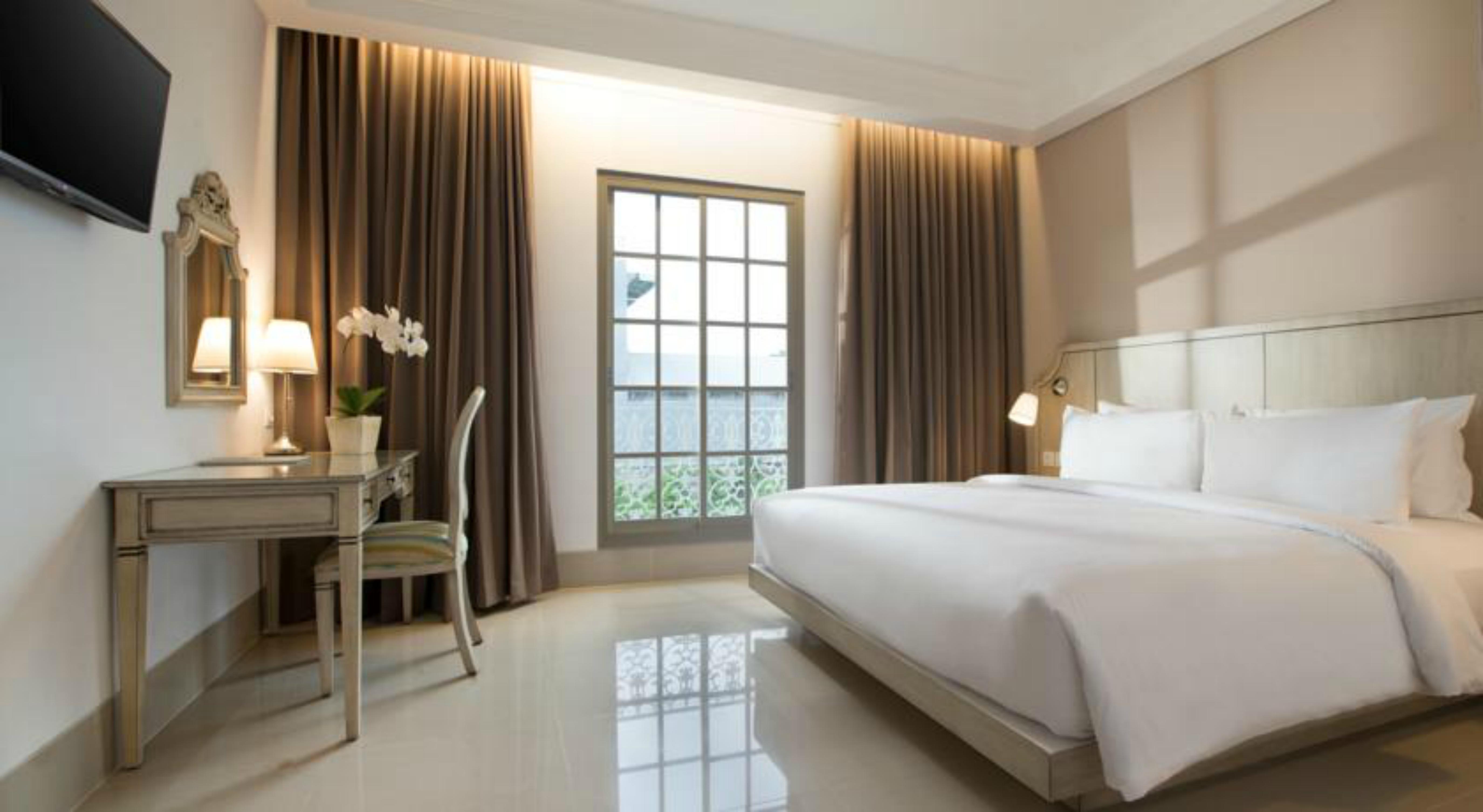 Hotel Santika Seminyak Екстериор снимка
