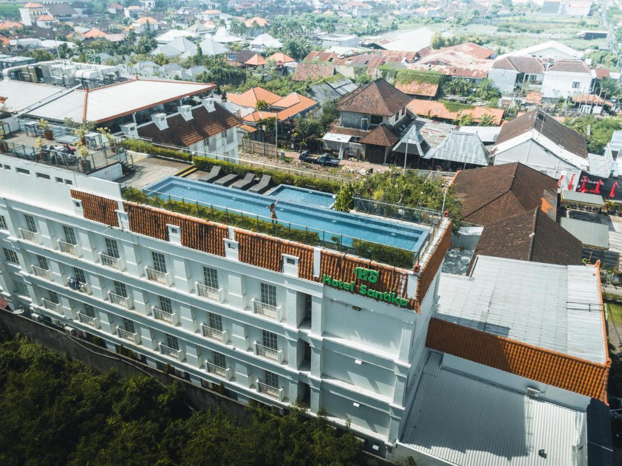 Hotel Santika Seminyak Екстериор снимка